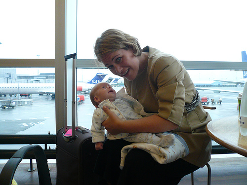 Baby im Flugzeug